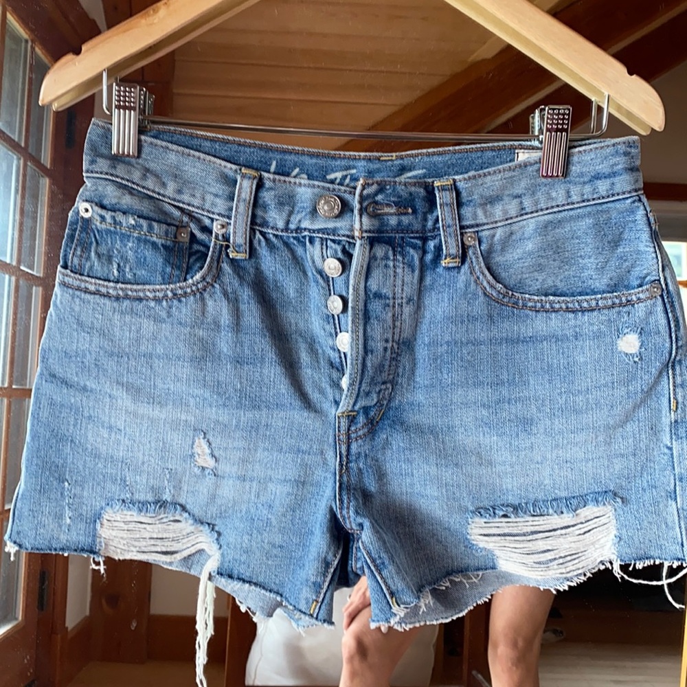 Free People Distressed Button down jean shorts